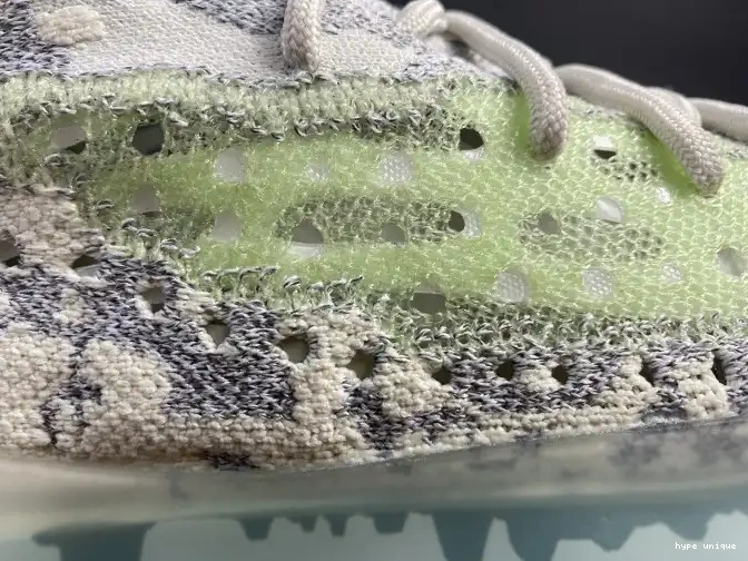 hype 380 Blue Boost Adidas GW0304 Yeezy Alien 0530